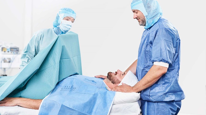 Patient med EasyWarm tæppe